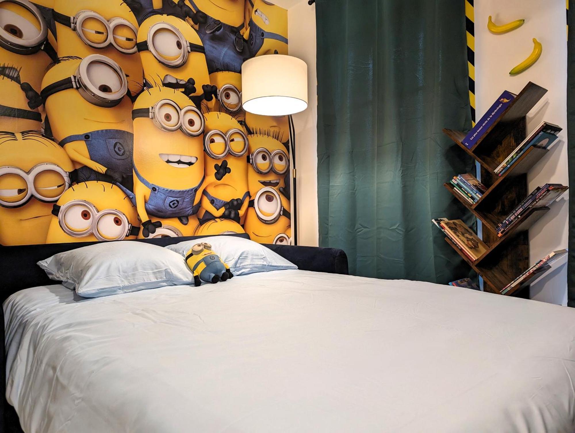 Le Repaire Des Minions - 10' Disney - Familial Bailly-Romainvilliers Exteriör bild