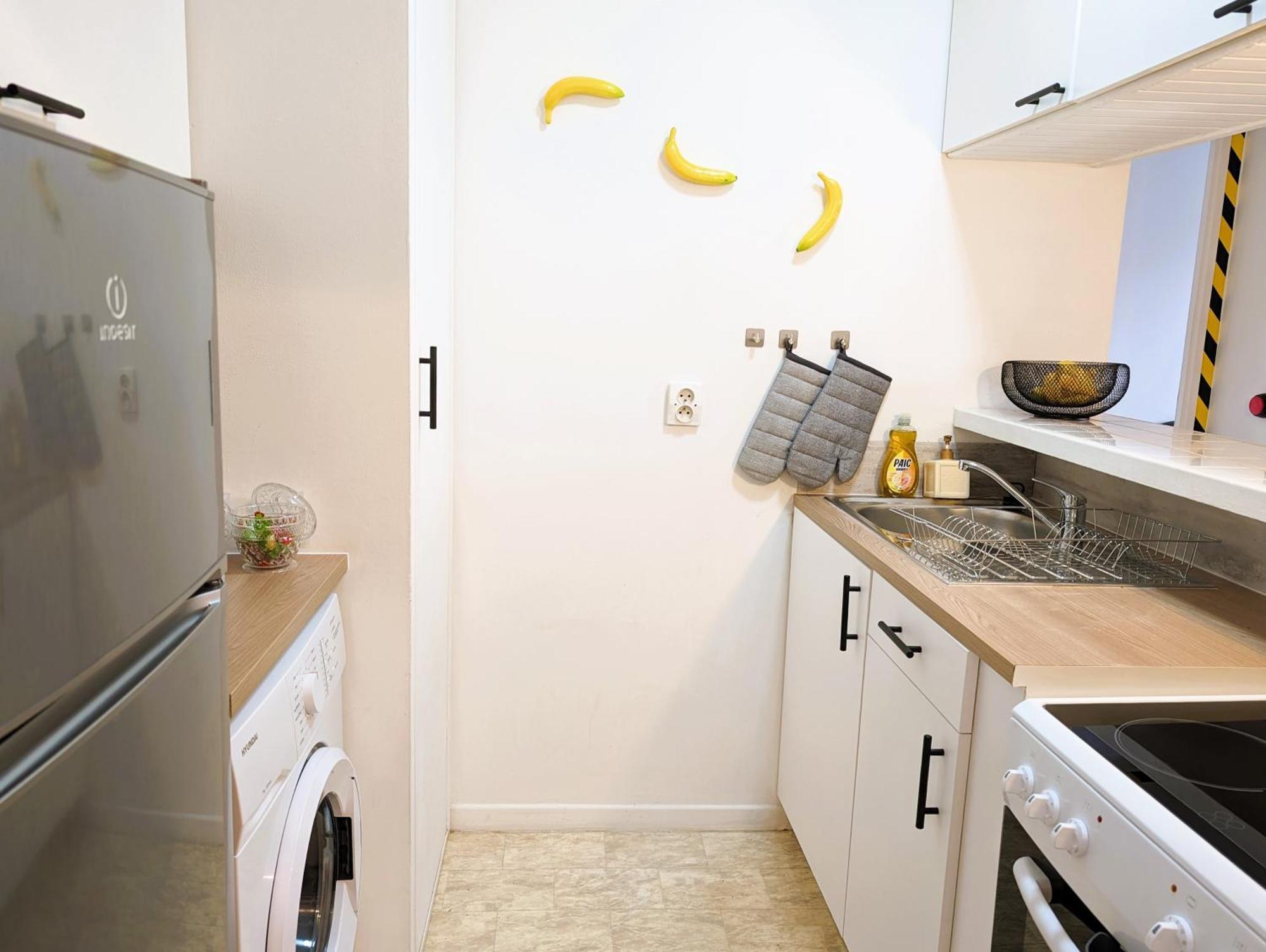 Le Repaire Des Minions - 10' Disney - Familial Bailly-Romainvilliers Exteriör bild