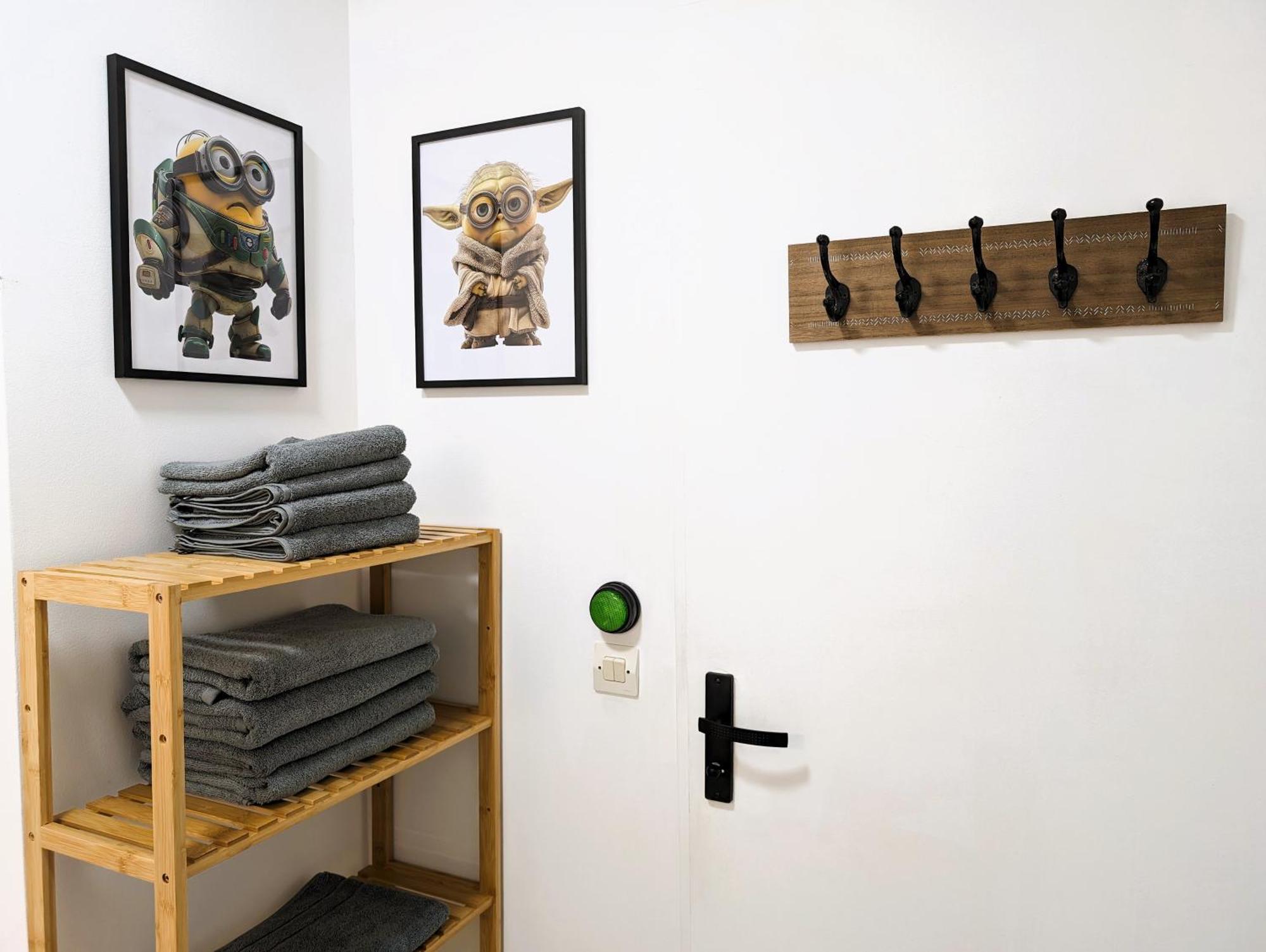 Le Repaire Des Minions - 10' Disney - Familial Bailly-Romainvilliers Exteriör bild