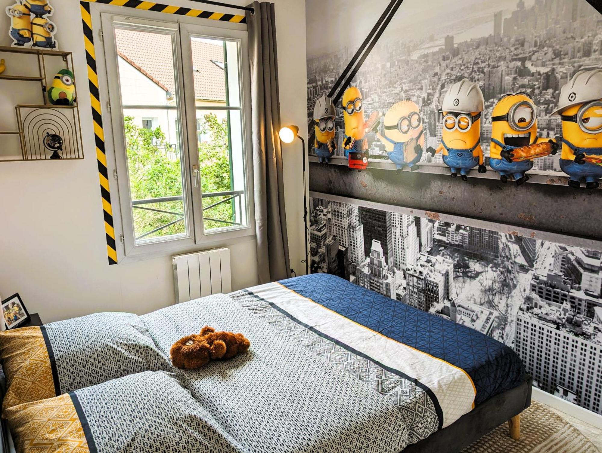 Le Repaire Des Minions - 10' Disney - Familial Bailly-Romainvilliers Exteriör bild