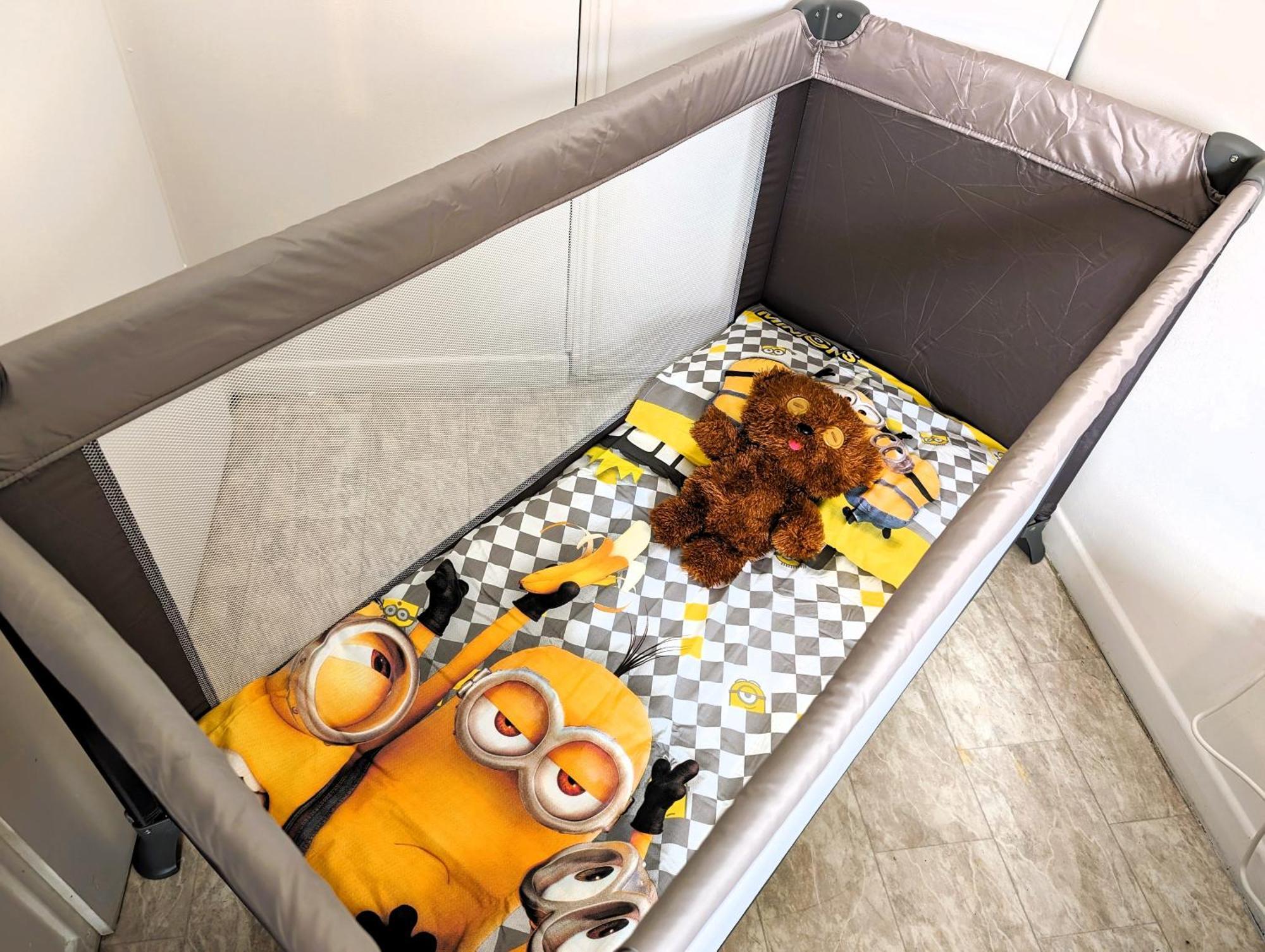 Le Repaire Des Minions - 10' Disney - Familial Bailly-Romainvilliers Exteriör bild